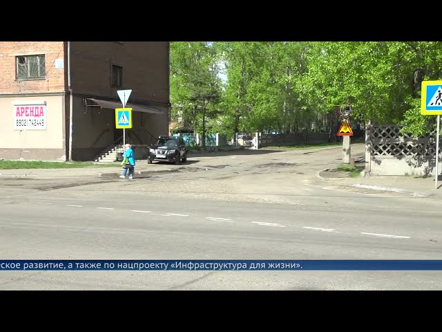 В окружной администрации состоялось рабочее заседание по ремонту городских дорог