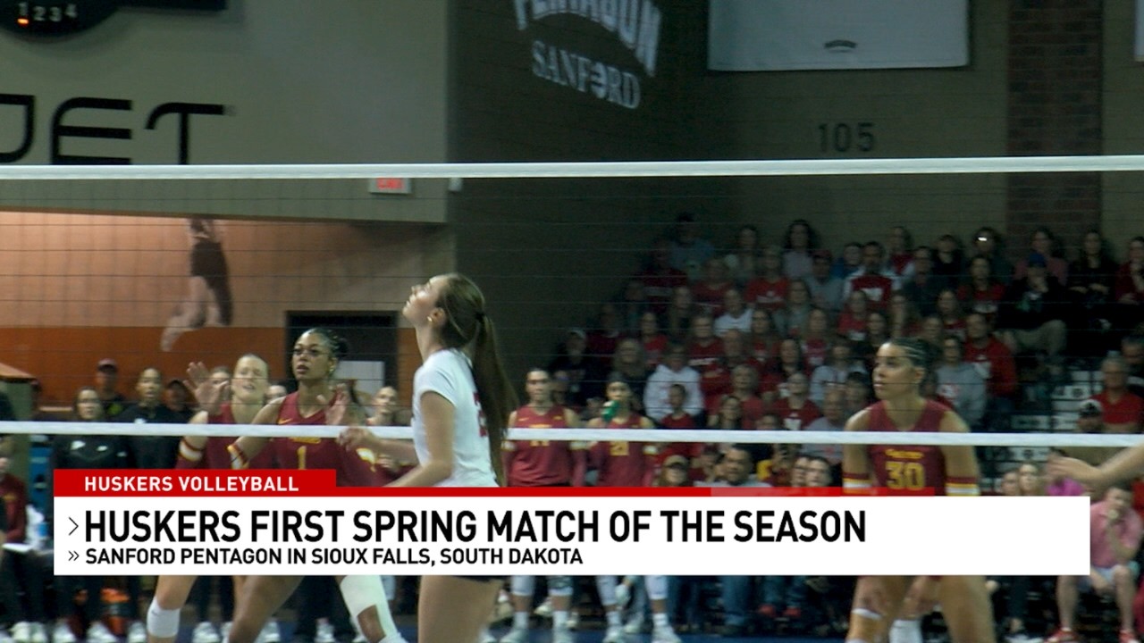 Nebraska Volleyball Sweeps Iowa State in Sioux Falls as Setter Bergen Reilly Returns Home