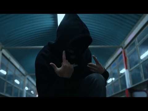 1986zig ft. Kool Savas - Unter Wasser (prod. Nicobeatz)