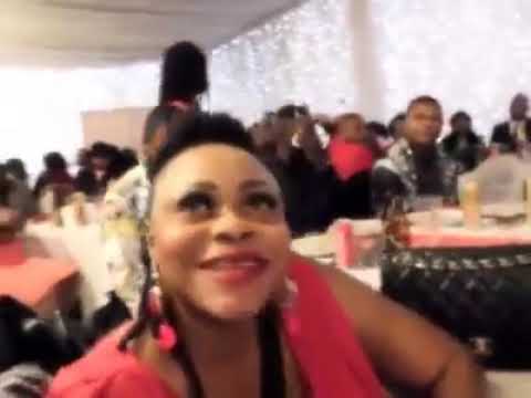 djuna djanana - bouquet de fleurs LIVE A PARIS 2017 🔥🔥