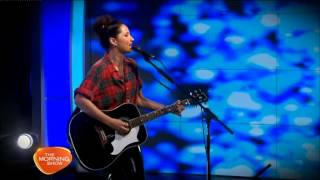 KT Tunstall - Suddenly I See (live on The Morning Show, April 2014)