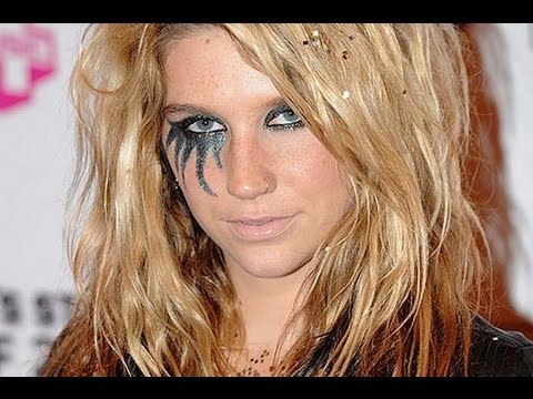 Ke$ha Drinks Her Own Pee In My Crazy Beautiful Life