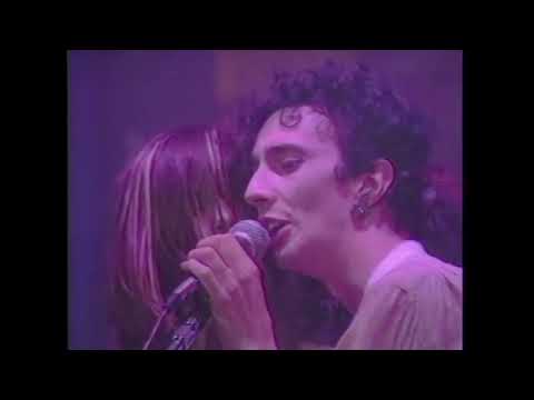 Bailando hasta que se vaya la noche