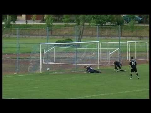 A bentmaradást jelentő gól a Kiskunhalasi FC-nek (Tóth Tamás, KFC)