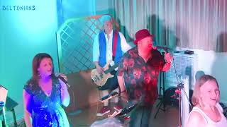 Come On Eileen — Live