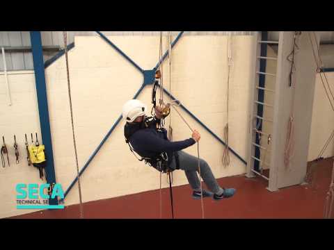 ROPE ACCESS- IRATA LEVEL 1- PASSING KNOTS