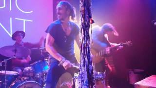 Magic Giant - Window