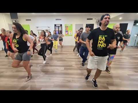 🕺DIVIDIMOS🕺 Bachata version - Bachata Shines by Juan Ruiz