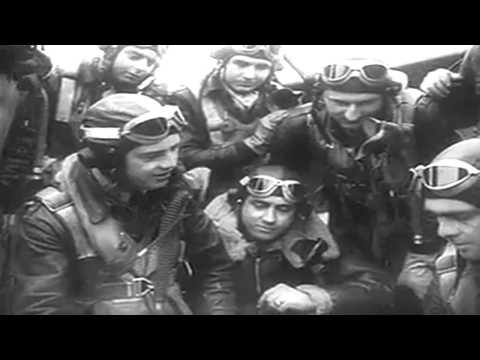 February 1944 Newsreel: Battle of Eniwetok; Navy Blimps; 8th AAF, etc. (full)