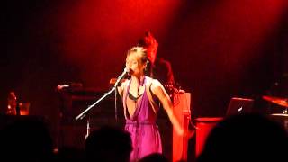 Fiona Apple Performing Used To Love Him @ The Hollywood Palladium - 7/29/12