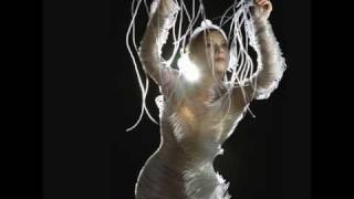 MAN IN THE MOON - CSILLA