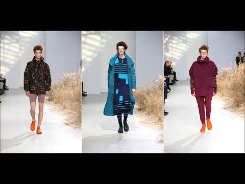 Issey Miyake - Fall/Winter 2016-2017 at Paris Fashion Week