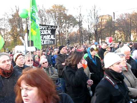 Banken in die Schranken, Berlin 12.11.11 Redenbeitrag von Occupy Freia
