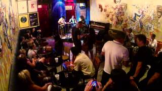 Willie&#39;s Diamond Joe - Sean P. Conway