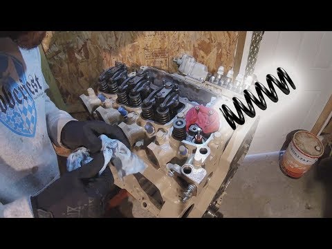 4BT Cummins Valve Spring FAIL! [Land Rover Build]
