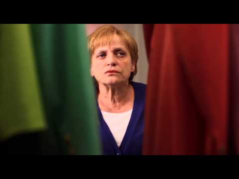 Angela zieht sich an