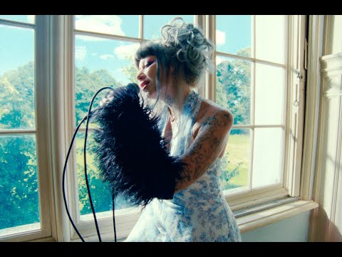 Video thumbnail for A House Is Not a Home (Strawberry House Sessions)