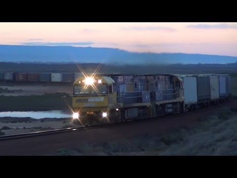 Pacific National 6SP5 Rounding Yorkeys Crossing