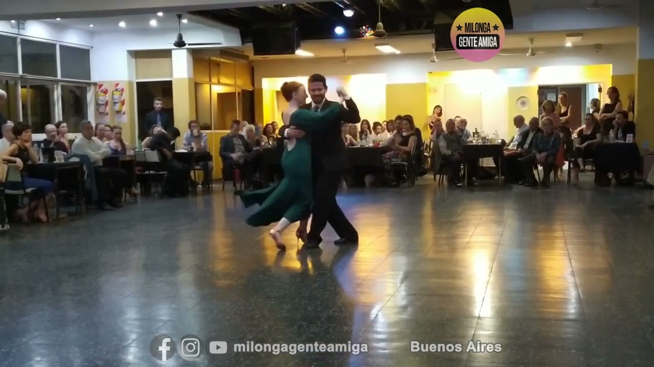 Alejandro Beron y Kelly Lettieri.- Milonga Gente Amiga - 11/FEB/2024 (2/3)