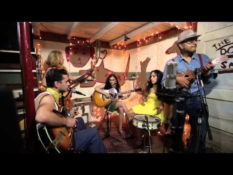 Kitty, Daisy, & Lewis - I'm Coming Home (Live @Pickathon 2012)