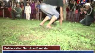 preview picture of video 'Cruce de brazas Tradiciones de San Juan Bautista  Ituzaingó Corrientes 2014  tele 2 Noticias'