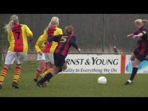 Victoria dameselftal zegeviert