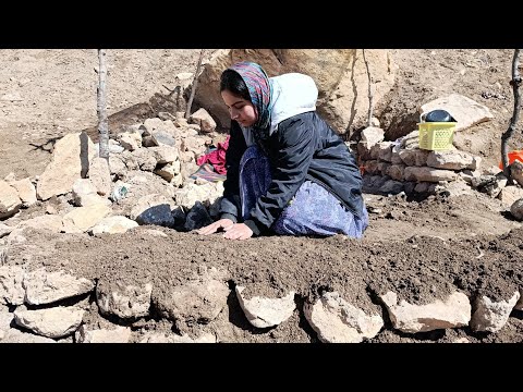 Simple and Heartwarming Moments of Tina's Nomadic Life in the Heart of Nature