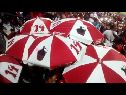 "Entrada de los borrachos del Tablón- River Plate en Mendoza 2016- Torneo de Verano." Barra: Los Borrachos del Tablón • Club: River Plate