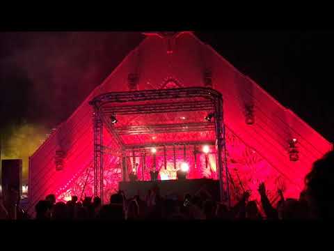 DJ T.H. & Nadi Sunrise feat. Robin Vane - Show Me The Way live @ New Horizons Festival