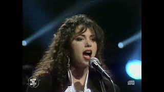 THE BANGLES - Sábado Noche (TVE - 1988) [HQ Audio] - Eternal flame