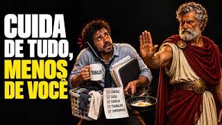 VOCÊ FAZ TUDO, MAS NÃO CONSEGUE APROVEITAR NADA. POR QUÊ? | Lições de Estoicismo 🏛️