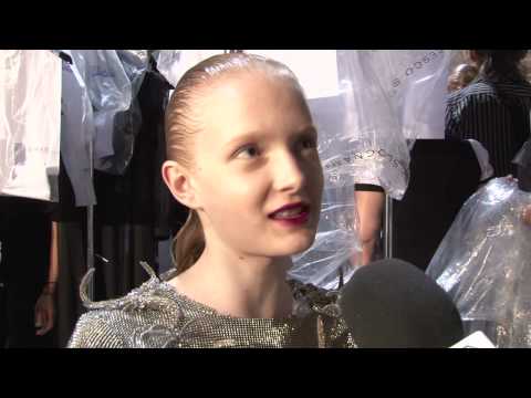 FRANCESCO SCOGNAMIGLIO ( Backstage ) MILÁN FASHION WEEK. FASHION TV ESPAÑA