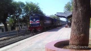 preview picture of video 'ADI TO AJMER INTERCITY EXPRESS PASSING FROM CHANDKHEDA ROAD'