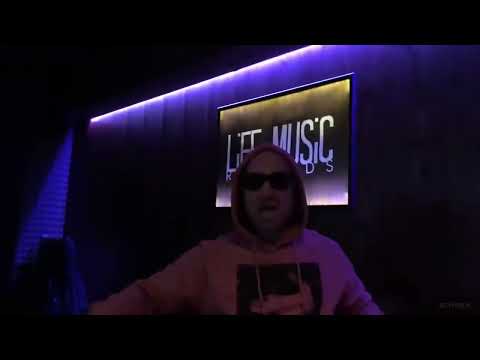 Schokk - diss oxxxymiron, versus