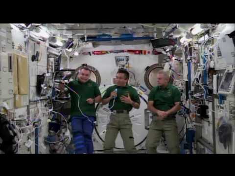 Space Station Crew Discusses Life in Space with the Japanese Prime Minister