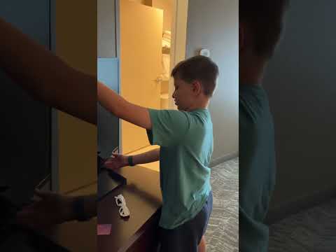 Hotel room tour, Springhill suites, Sterling, VA. Room 407. ￼