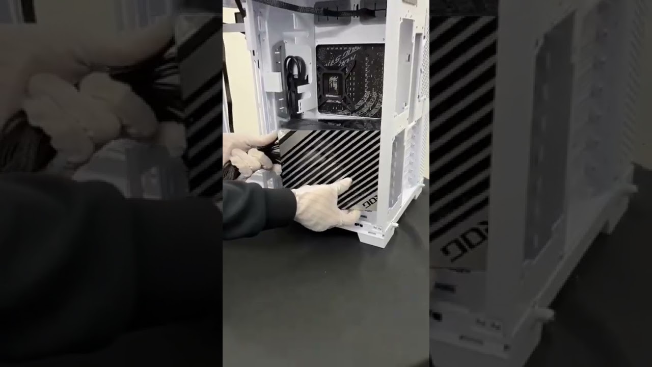 Lian Li Gaming PC Build with Intel i7 13700KF / RTX 4090 - 2