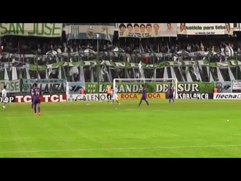"Los del Grana son así" Barra: La Banda del Sur &bull; Club: Banfield