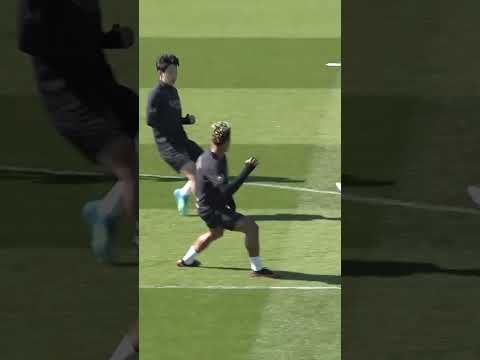 👀 L'entraînement du #PSG comme si vous y étiez ! #Football #beINSPORTS
