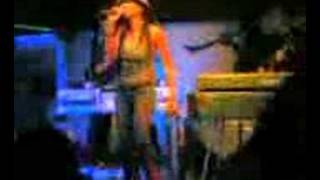 Goapele &quot;love me right&quot;