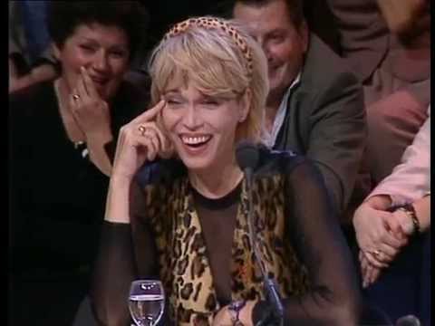 Les grosses têtes - la poupée gonflable (Sketch)