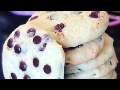 Cookies, biscotti facili e veloce con gocce di cioccolato