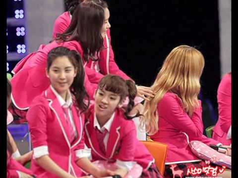 HyoSeo (Hyoyeon+Seohyun) - The most cute couple in SNSD ♥