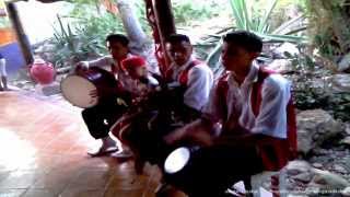 Folk music of Tunisia before the Zulus show. Музыка Туниса перед шоу зулусов.