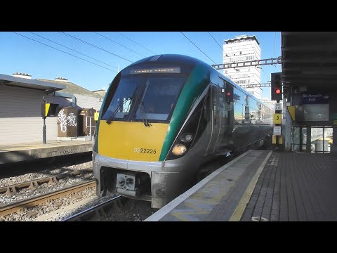 Irish Rail 22000 Class Intercity Train 22225 - Tara Street Station, Dublin