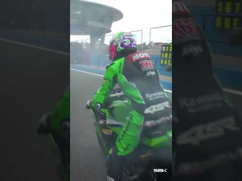 CRAZY celebrations for Kawasaki with a 1-2 in Race 2 🟢💨 | 2026 #SpanishWorldSBK 🇪🇸