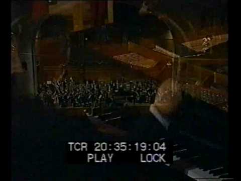 Vadim Rudenko   -Camille Saint Saens-