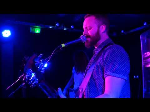 ENOSENSE - Bitter Lips (live at Le Gibus Café 06/09/15)