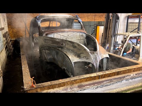 Chemical Dipping a Rare 1938 Lincoln Zephyr coupe