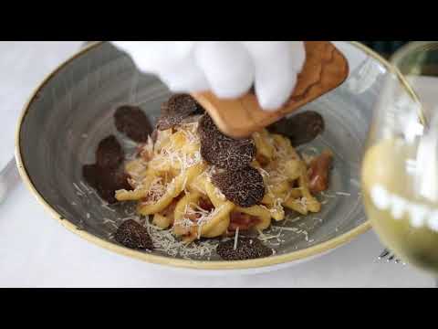 Serviço de trufas no Otto Ristorante